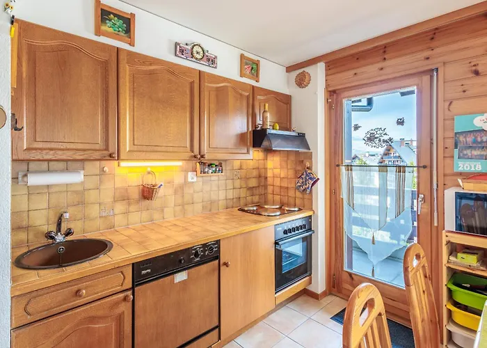 Baccara E4 - 4 Pers - Centre Station * Nendaz